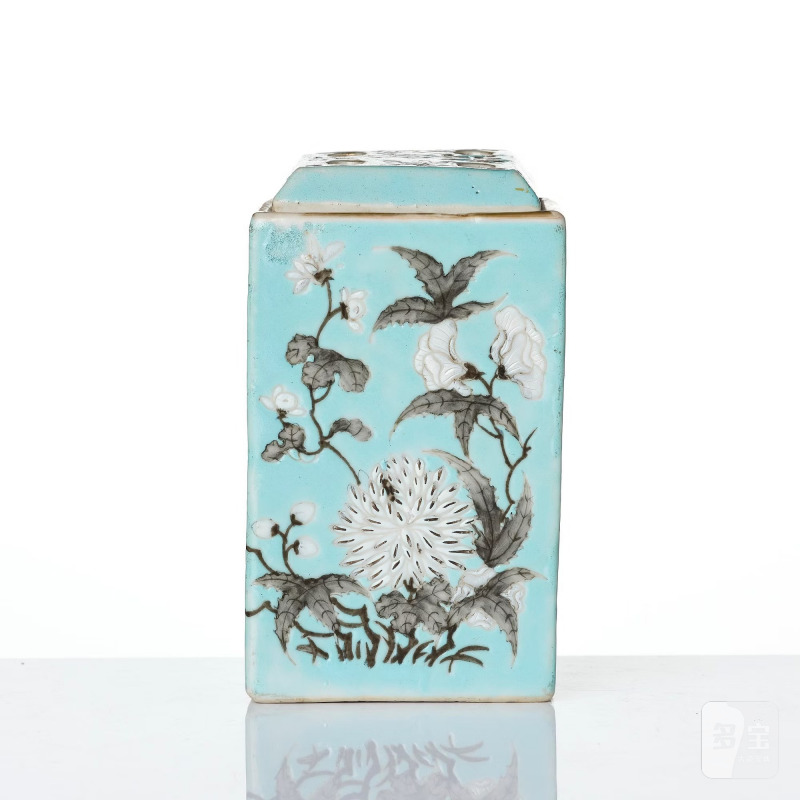 A yellow glazed bowl with cover and a turquoise ground box with cover, - 图11